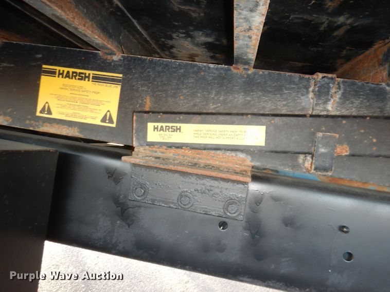 image for item DH8814 2002 GMC C6500  dump truck