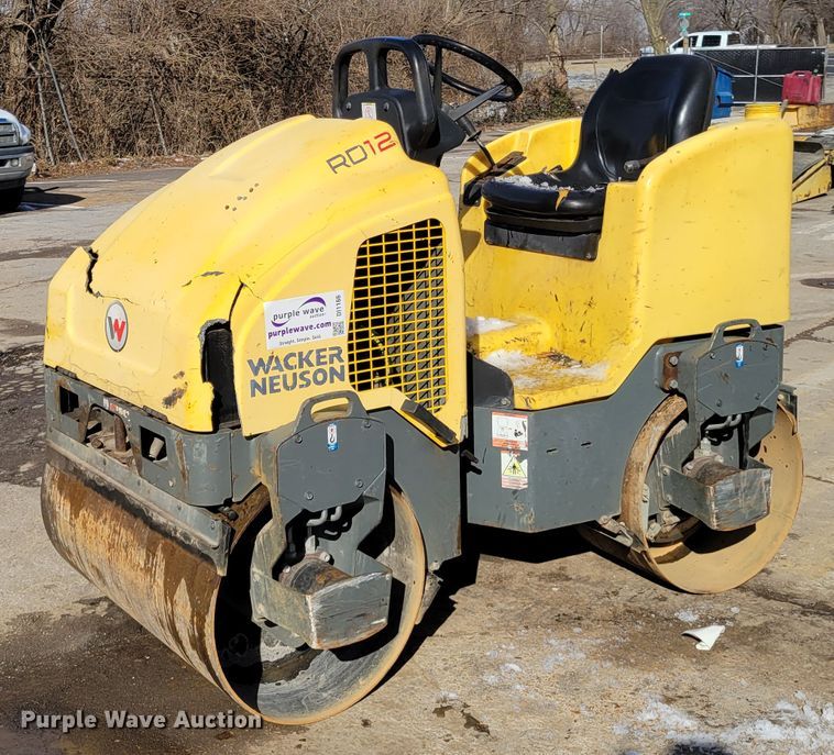 image for item DI1166 2015 Wacker Neuson RD12  double drum vibratory roller