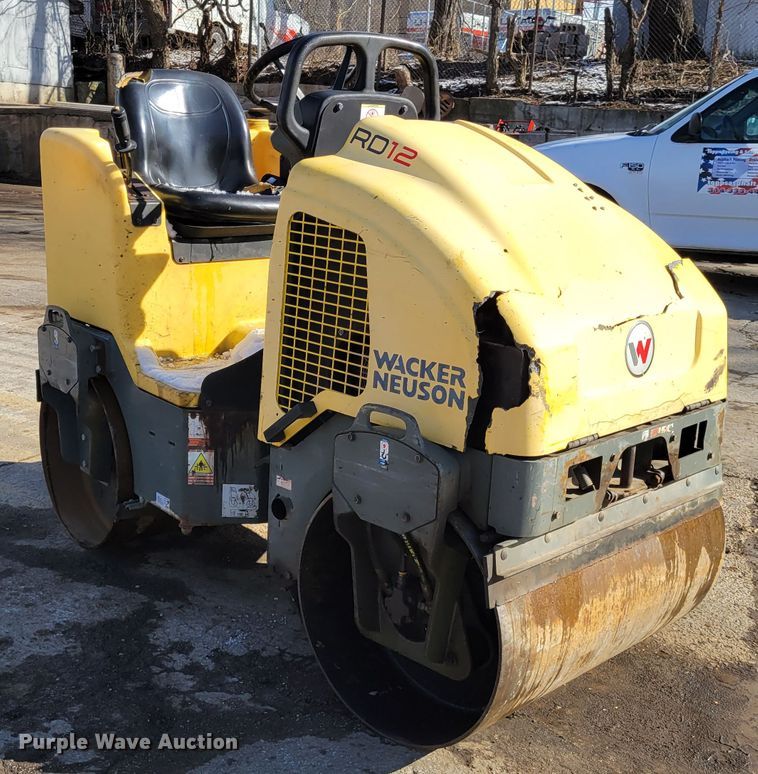 image for item DI1166 2015 Wacker Neuson RD12  double drum vibratory roller