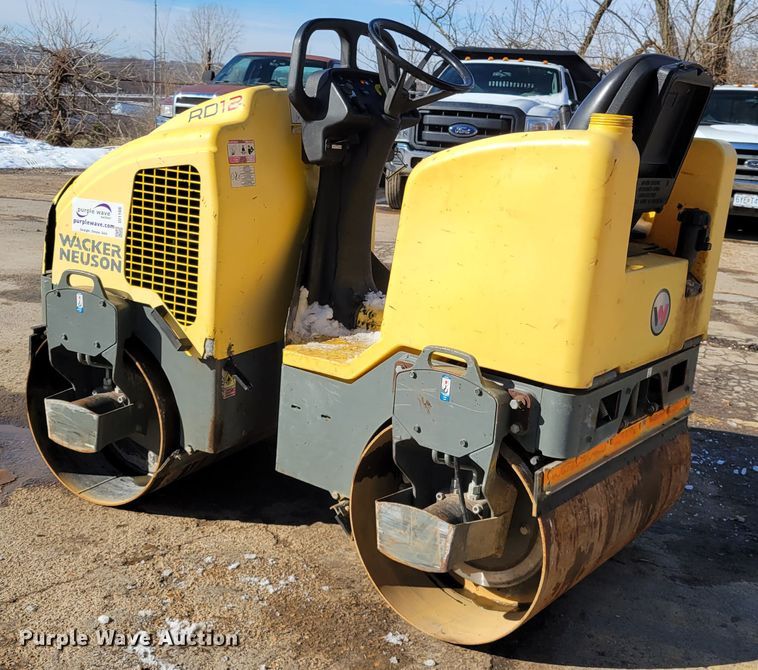 image for item DI1166 2015 Wacker Neuson RD12  double drum vibratory roller