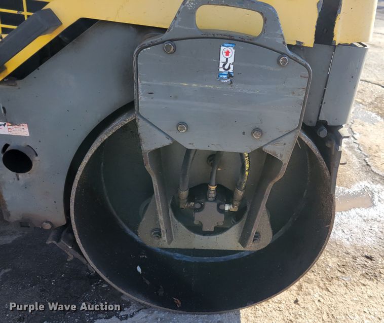 image for item DI1166 2015 Wacker Neuson RD12  double drum vibratory roller