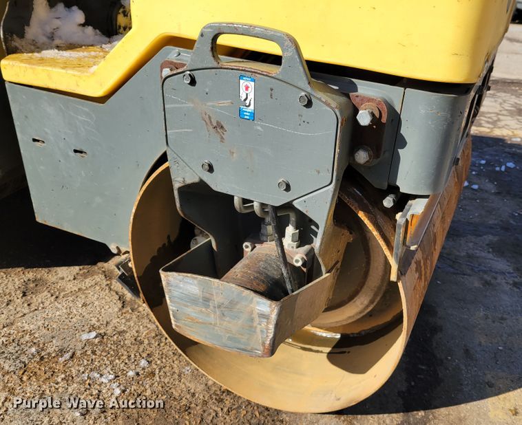 image for item DI1166 2015 Wacker Neuson RD12  double drum vibratory roller