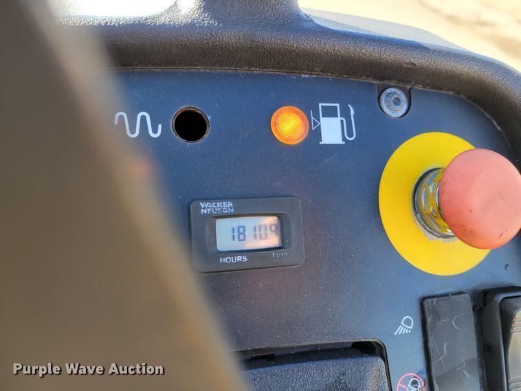 image for item DI1166 2015 Wacker Neuson RD12  double drum vibratory roller