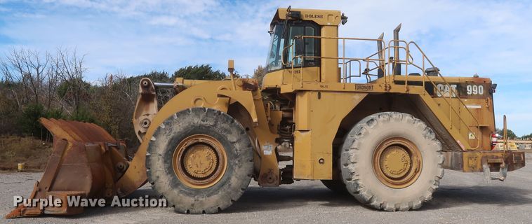 image for item DJ2259 1995 Caterpillar 990 Series II  wheel loader