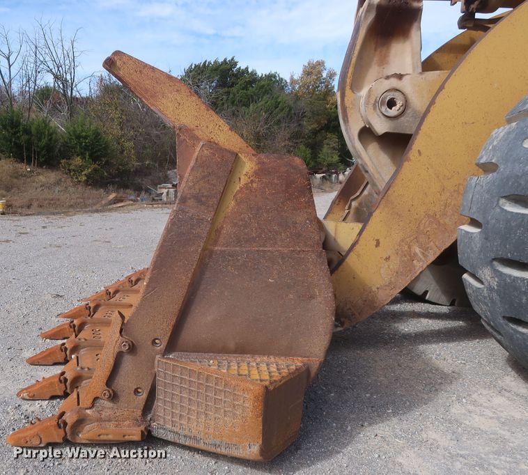 image for item DJ2259 1995 Caterpillar 990 Series II  wheel loader