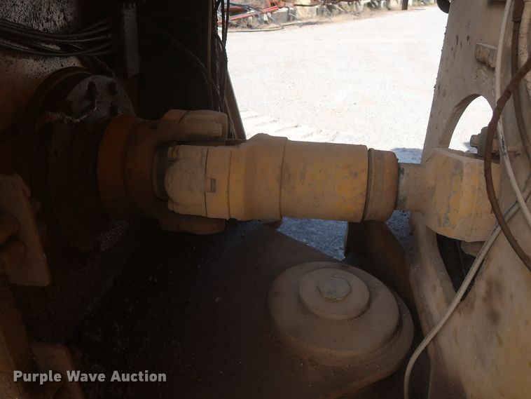 image for item DJ2259 1995 Caterpillar 990 Series II  wheel loader