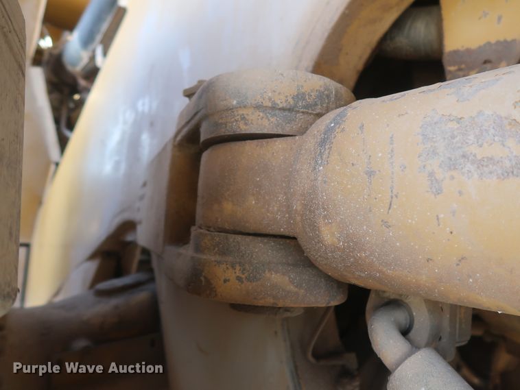 image for item DJ2259 1995 Caterpillar 990 Series II  wheel loader