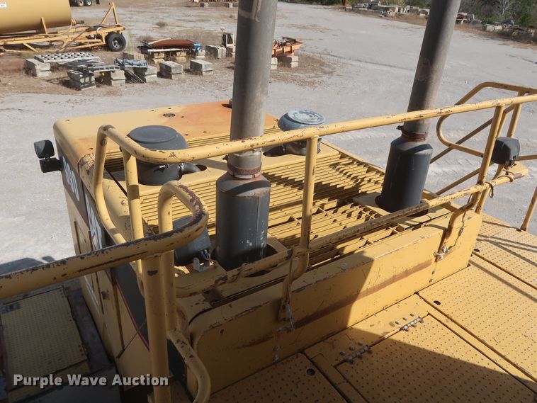 image for item DJ2259 1995 Caterpillar 990 Series II  wheel loader