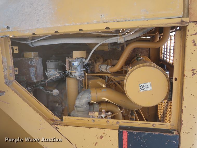 image for item DJ2259 1995 Caterpillar 990 Series II  wheel loader