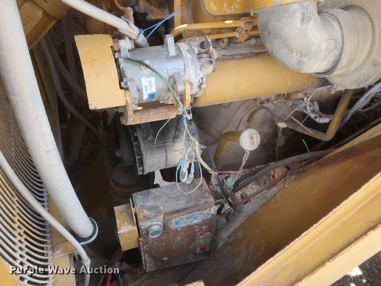 image for item DJ2259 1995 Caterpillar 990 Series II  wheel loader