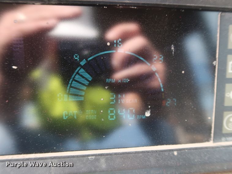 image for item DJ2259 1995 Caterpillar 990 Series II  wheel loader