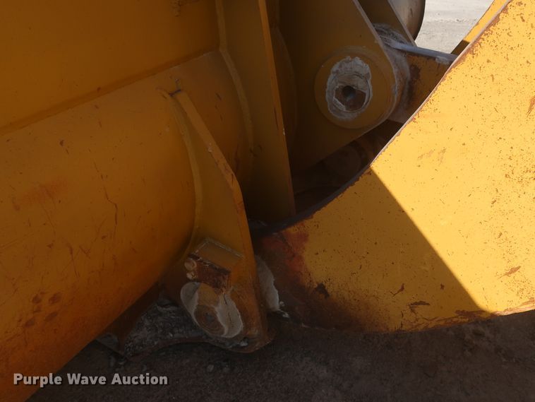 image for item DJ2270 2003 Caterpillar 990 Series II  wheel loader