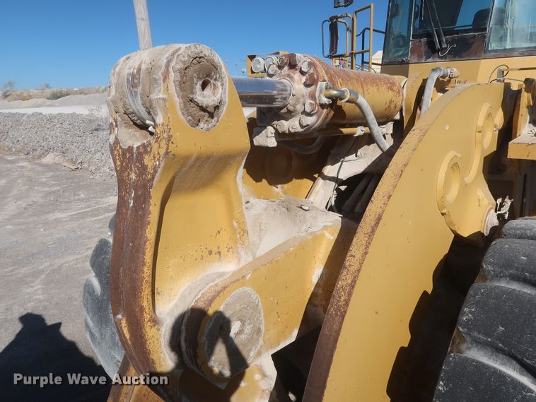 image for item DJ2270 2003 Caterpillar 990 Series II  wheel loader