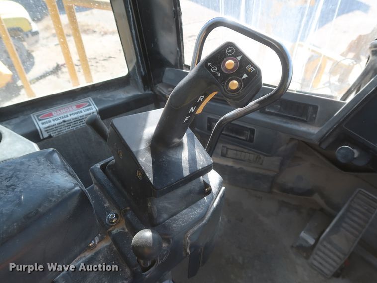 image for item DJ2270 2003 Caterpillar 990 Series II  wheel loader