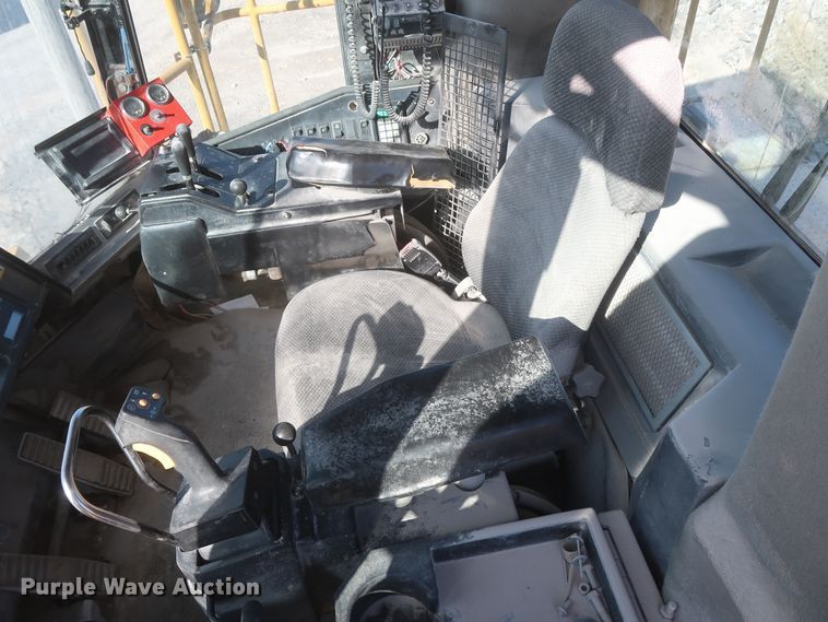 image for item DJ2270 2003 Caterpillar 990 Series II  wheel loader