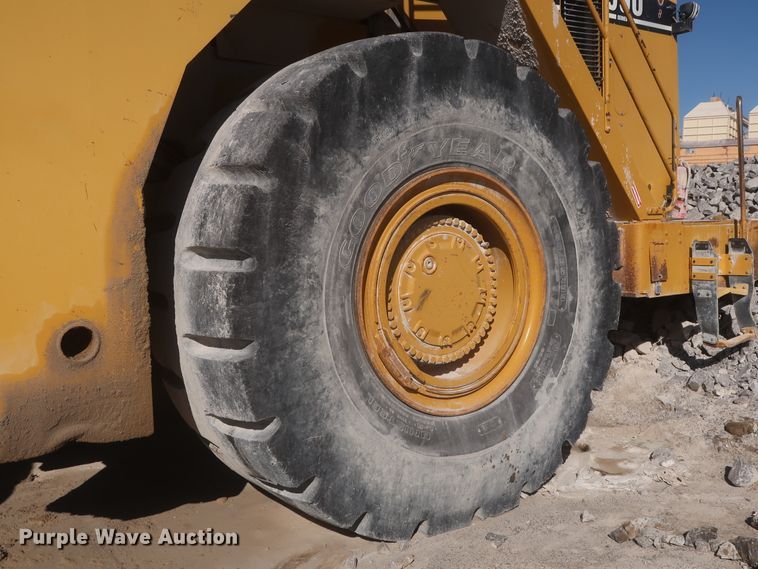 image for item DJ2270 2003 Caterpillar 990 Series II  wheel loader