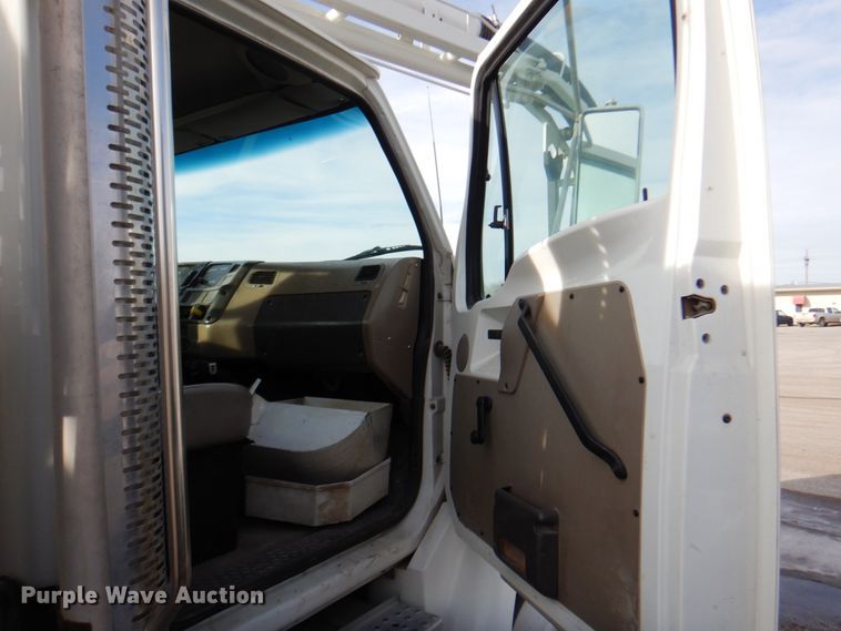 image for item DK8713 2002 Sterling Acterra M7500  sewer jetter truck