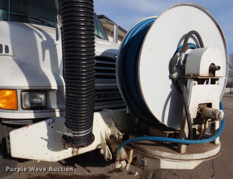 image for item DK8713 2002 Sterling Acterra M7500  sewer jetter truck