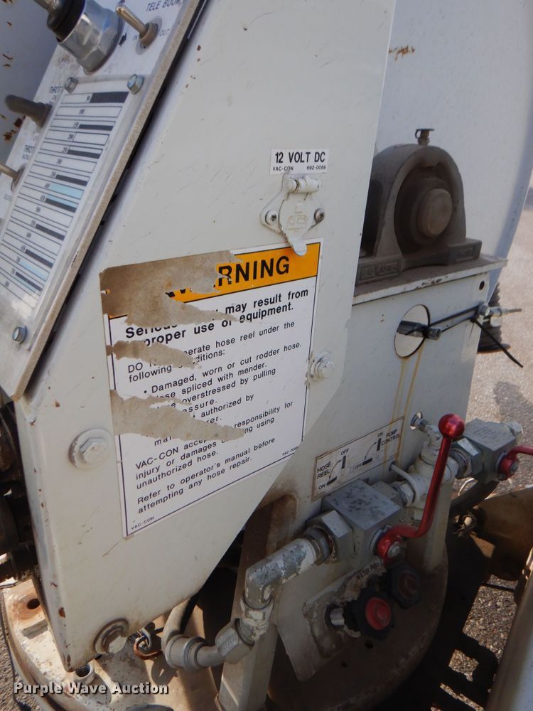 image for item DK8713 2002 Sterling Acterra M7500  sewer jetter truck