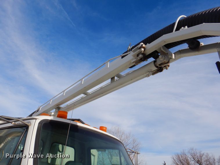 image for item DK8713 2002 Sterling Acterra M7500  sewer jetter truck