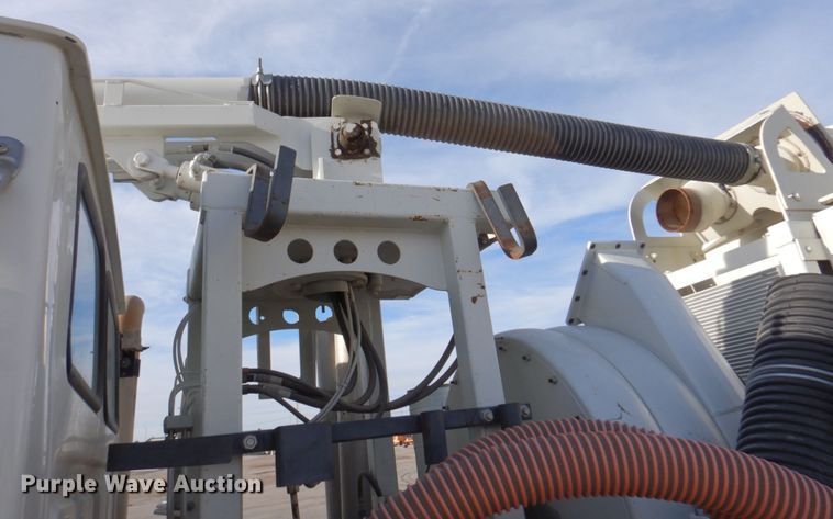 image for item DK8713 2002 Sterling Acterra M7500  sewer jetter truck