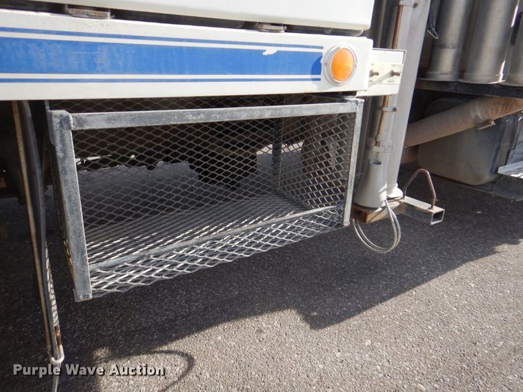 image for item DK8713 2002 Sterling Acterra M7500  sewer jetter truck