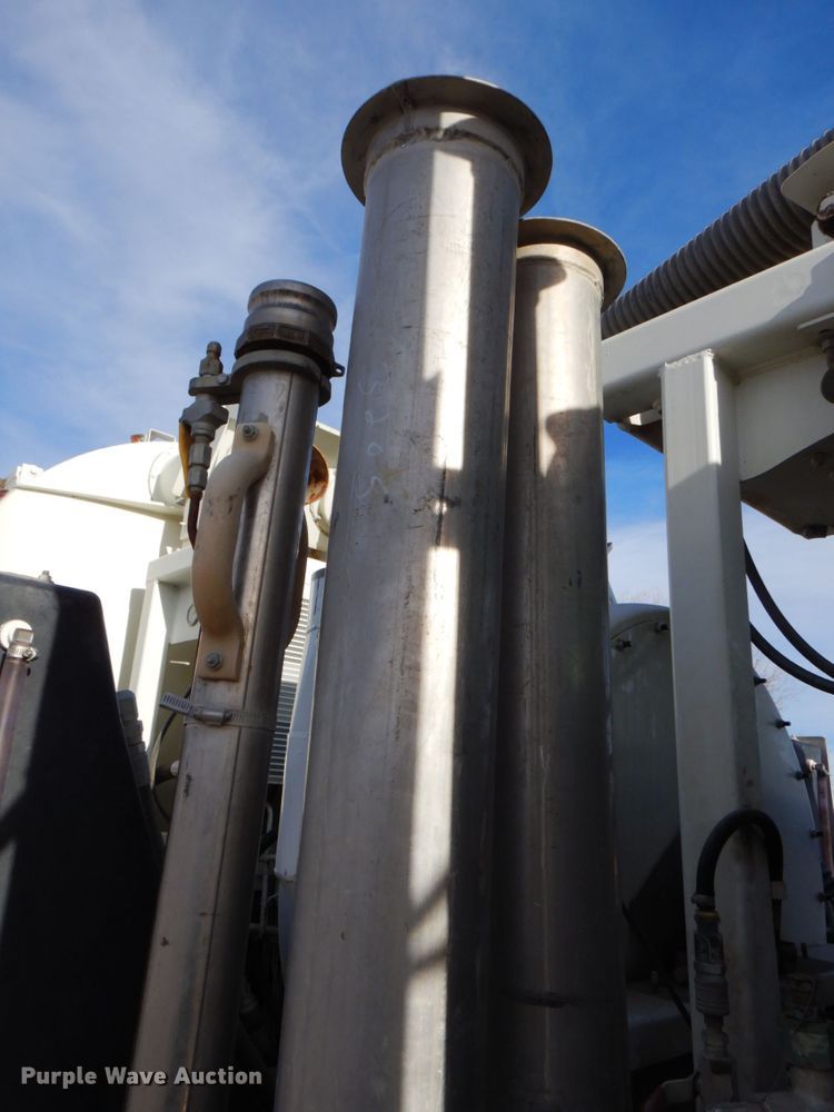 image for item DK8713 2002 Sterling Acterra M7500  sewer jetter truck