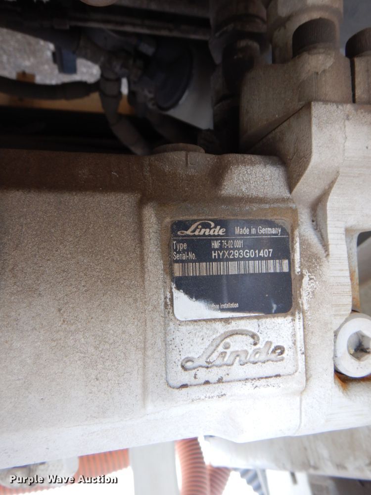 image for item DK8713 2002 Sterling Acterra M7500  sewer jetter truck