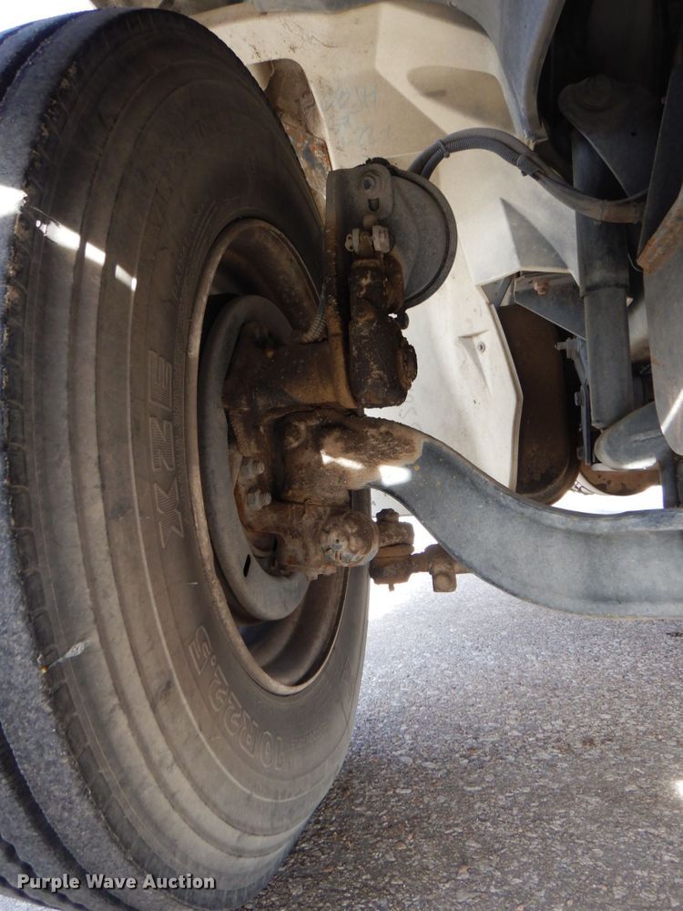 image for item DK8713 2002 Sterling Acterra M7500  sewer jetter truck