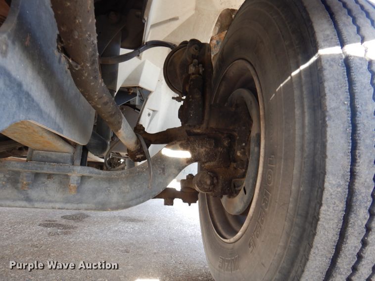 image for item DK8713 2002 Sterling Acterra M7500  sewer jetter truck