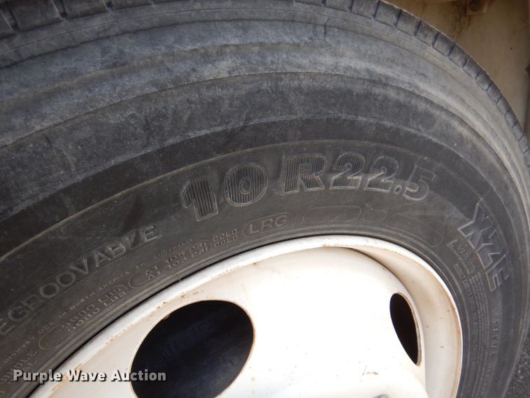 image for item DK8713 2002 Sterling Acterra M7500  sewer jetter truck