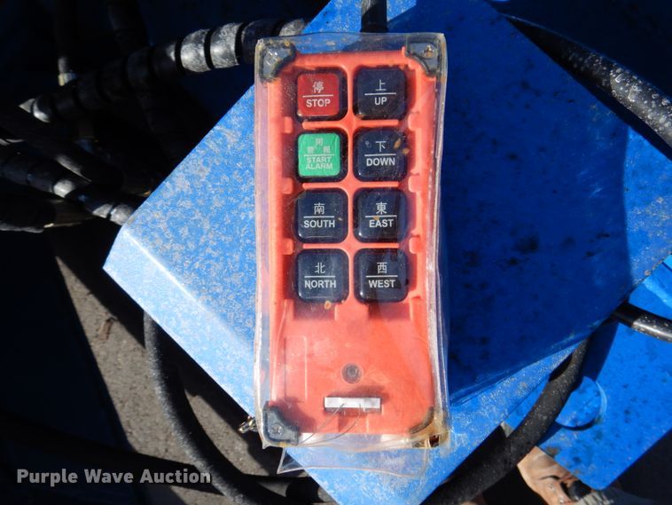 image for item DK8731 2021 TopCat SSSG72  skid steer grader