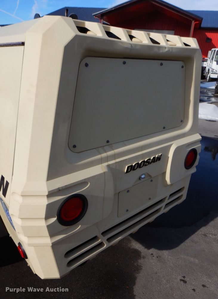 image for item DK8733 2018 Doosan P185WDO-T4F  air compressor