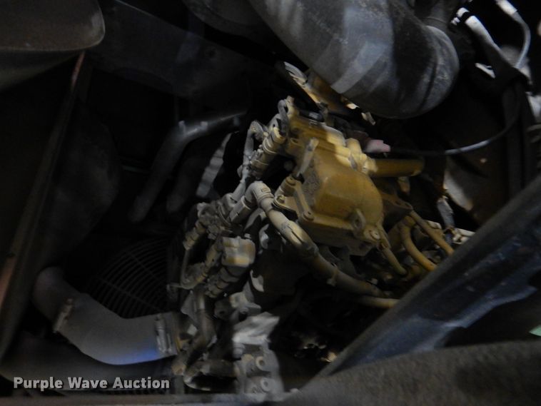 image for item DK8735 2013 Sullair 375CHAFDPQCA4  air compressor