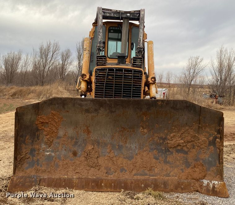 image for item DL1402 2001 John Deere 850C Series II  dozer