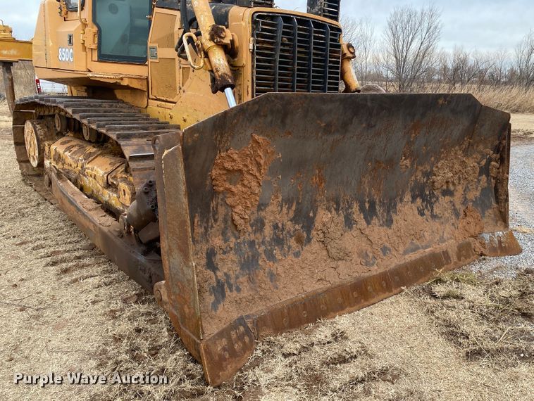 image for item DL1402 2001 John Deere 850C Series II  dozer