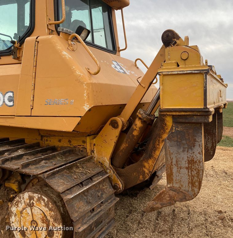 image for item DL1402 2001 John Deere 850C Series II  dozer