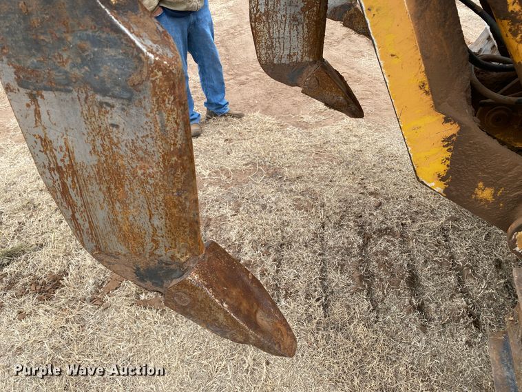 image for item DL1402 2001 John Deere 850C Series II  dozer