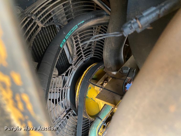 image for item DL1402 2001 John Deere 850C Series II  dozer