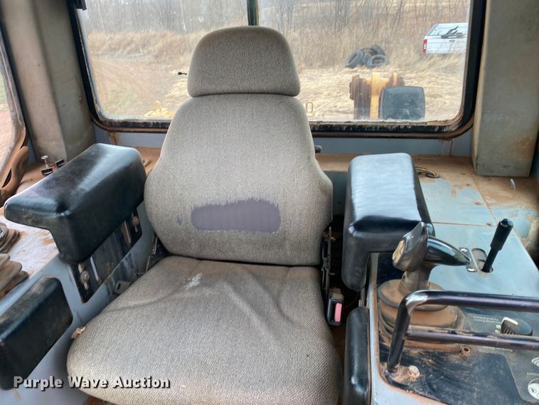 image for item DL1402 2001 John Deere 850C Series II  dozer