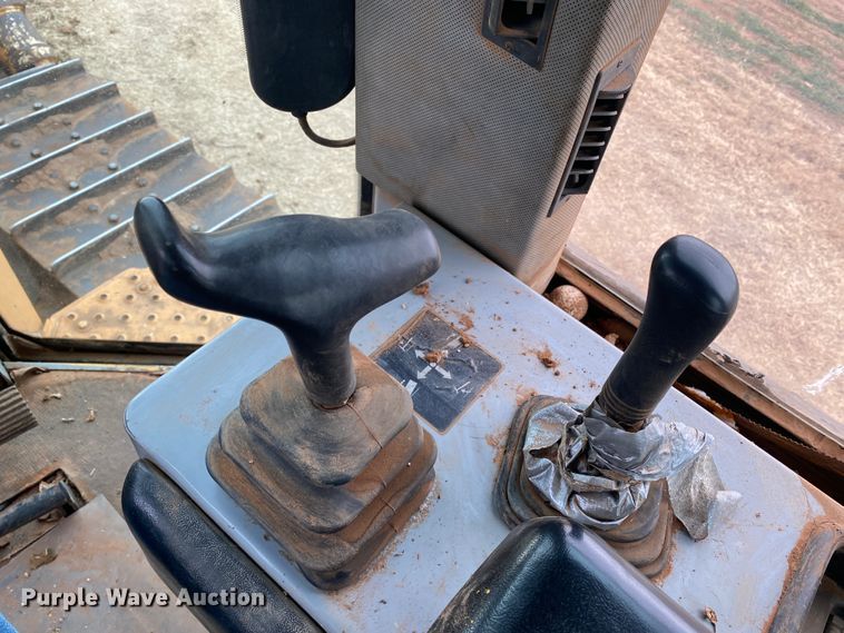 image for item DL1402 2001 John Deere 850C Series II  dozer