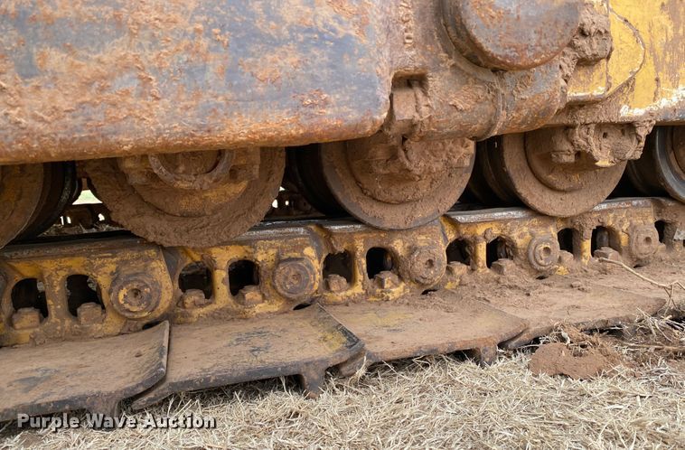 image for item DL1402 2001 John Deere 850C Series II  dozer