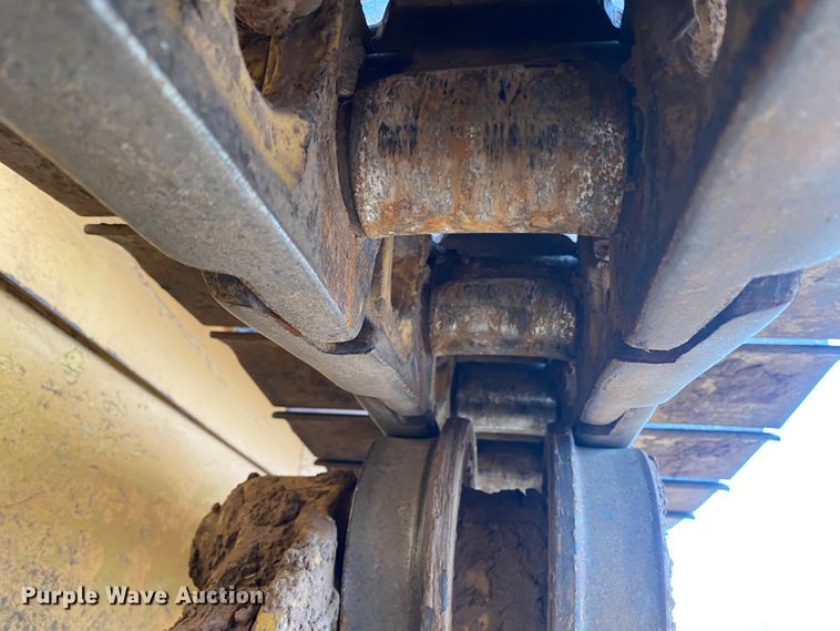 image for item DL1402 2001 John Deere 850C Series II  dozer