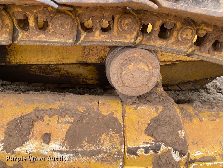 image for item DL1402 2001 John Deere 850C Series II  dozer