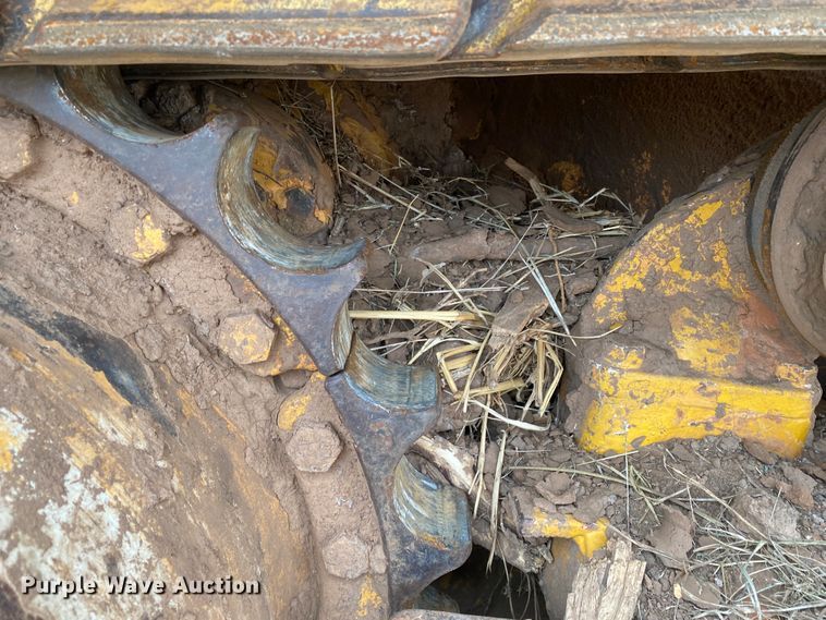 image for item DL1402 2001 John Deere 850C Series II  dozer