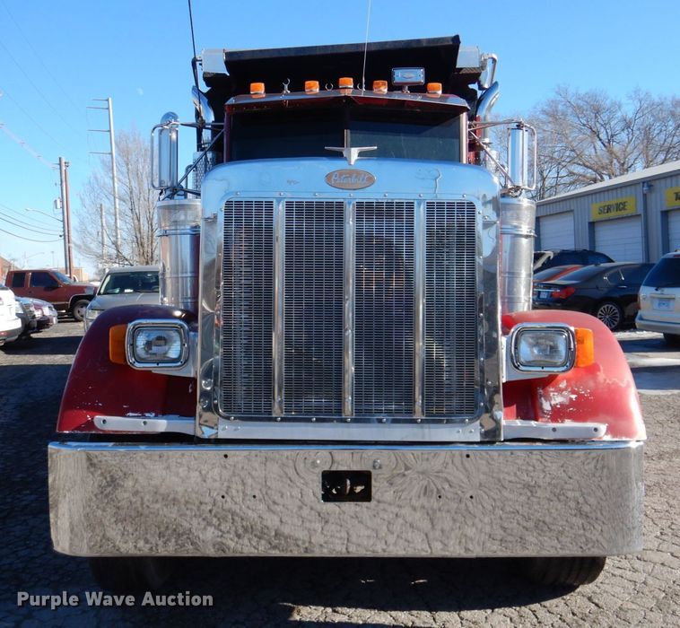 image for item DL8879 1996 Peterbilt 379  dump truck