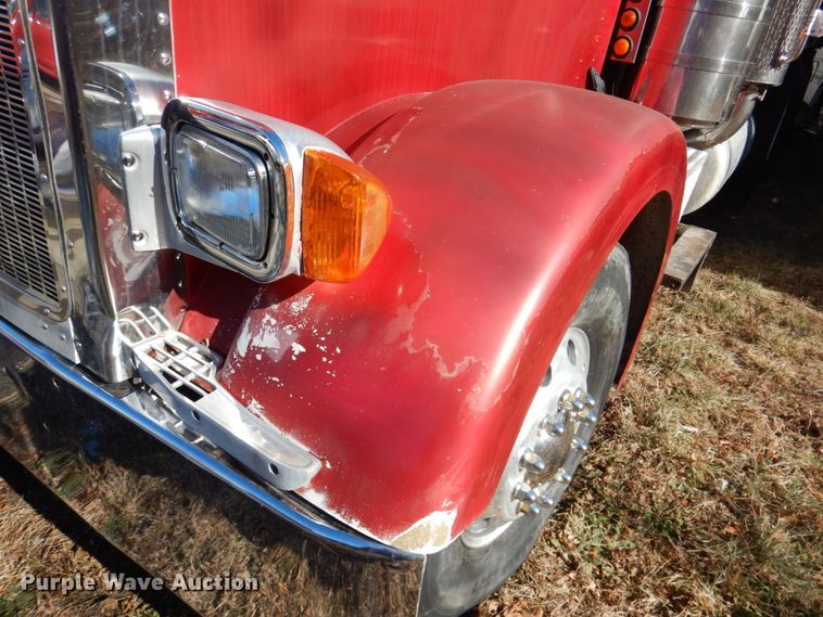 image for item DL8879 1996 Peterbilt 379  dump truck