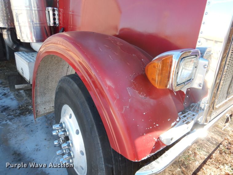 image for item DL8879 1996 Peterbilt 379  dump truck