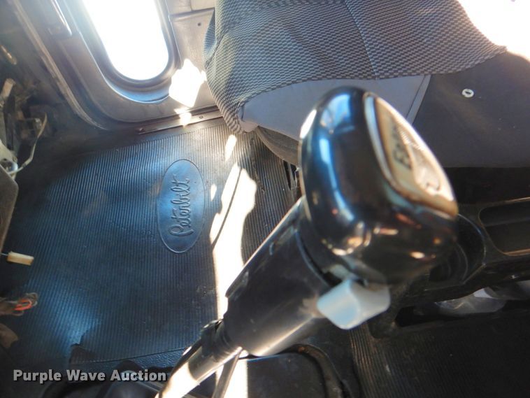 image for item DL8879 1996 Peterbilt 379  dump truck