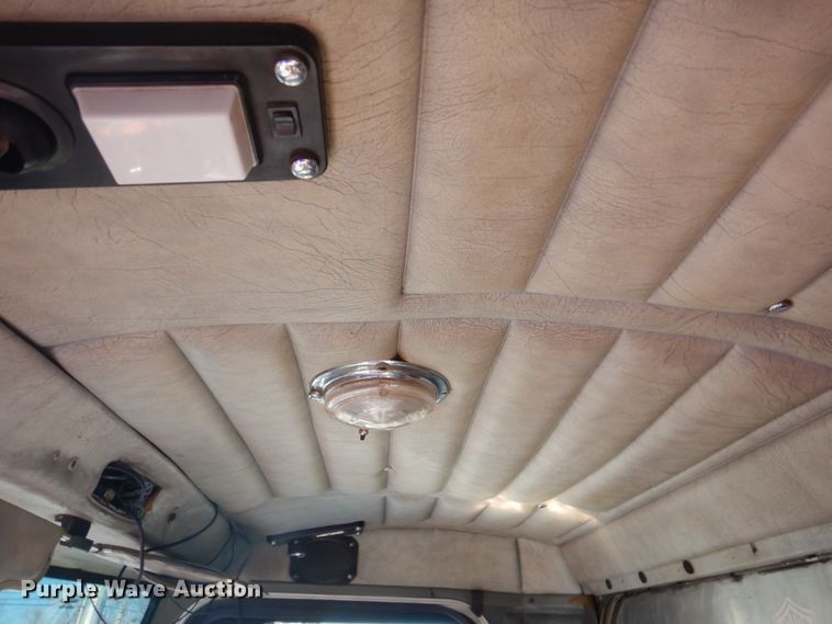 image for item DL8879 1996 Peterbilt 379  dump truck